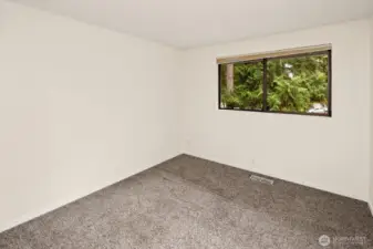 2nd upper level bedroom.