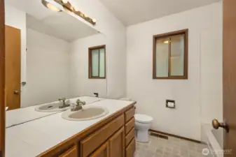 Full bathroom on upper level.