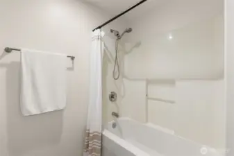 Shower/tub combo