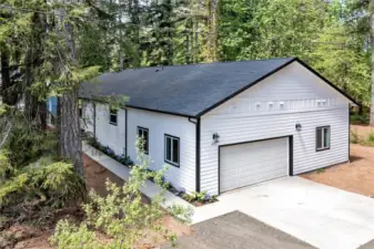 Welcome to your new home on Old Arcadia in Shelton.