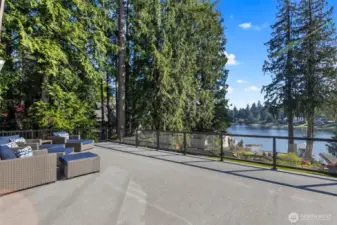 Huge View Deck Extends the Lakefront Living Space~