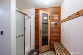 Separate saunas and bathrooms for men and women in the clubhouse