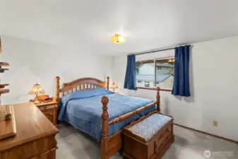 Master on main floor