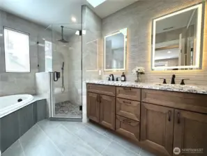 Primary bath in suite