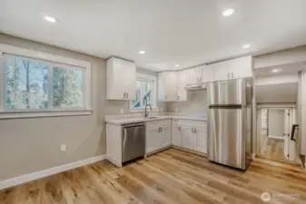 2nd kitchen or wet bar