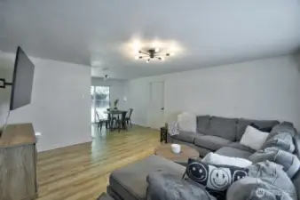 Spacious living room