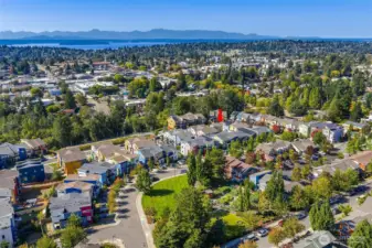 West Seattle's Lincoln park is a mere 15 minute drive and the foot ferry to downtown from Alki is just 18 minutes.
