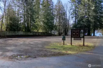 Guests need a Discover Pass to park at the boat launch.