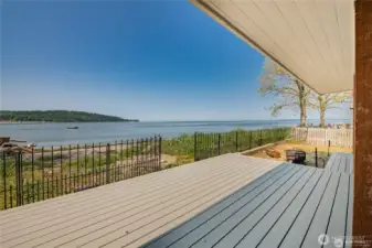 52 Feet of Waterfront