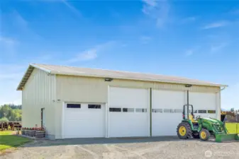 Imagine the possibilities with the 4-bay shop