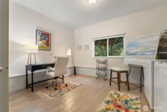 Bonus flex space off utility area