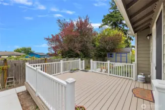 BRAND new composite deck. South facing sun