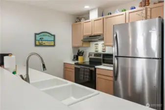 Double sink in kitchen