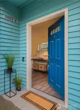 Welcome home to this 2 bedroom town home in the North Delridge neighborhood.