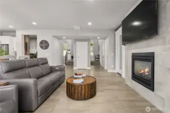 Large living room area, this space will fit a very large sectional.