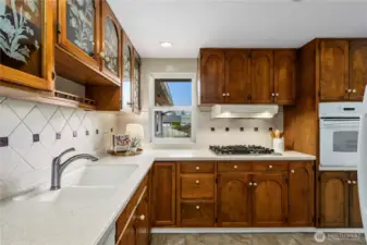 Corian countertops & tiled backspash