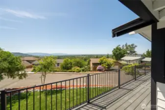 Bask in the sun on the upper deck—perfect for morning coffee or unwinding at golden hour.