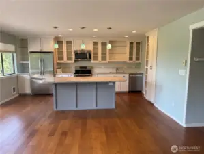 Wide open with plenty of room to entertain!