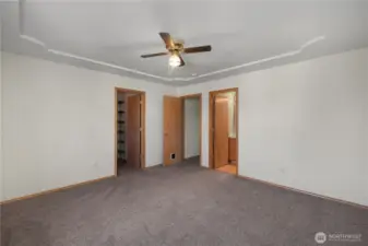 Primay includes a ceiling fan.