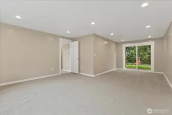 Bonus Room - Vacant