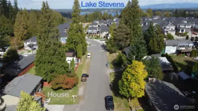 Great location, short distance to Lake Stevens