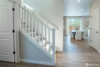 Image of model home of same plan - options/colors may vary.