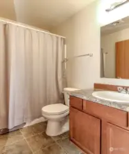 2nd Level Full Bathroom