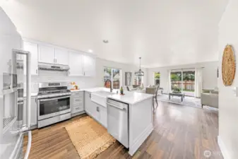 Fully Remodeled Kitchen