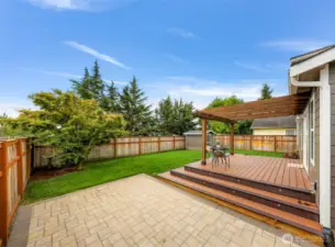Private yard backs up to green space