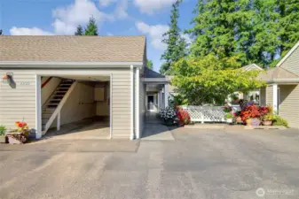 1-car garage w walk-up storage!