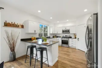 Kitchen with eating bar