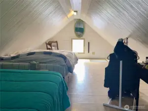 This loft sleeps 4 easily!