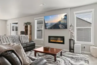 Cozy up to this modern linear fireplace!