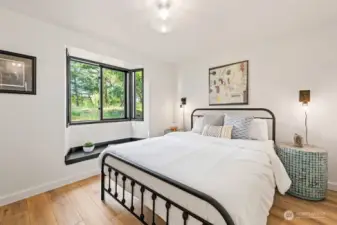 2nd bedroom