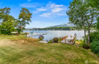 Dock, boat-lift, 83' of beach/waterfront