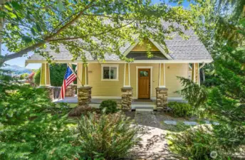 Cottage entrance