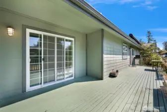 Back deck, door to primary suite