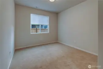 Photos of a previously built Rainier plan. SOme upgrades may appear that are no longer available.