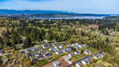 Conveniently located between Bremerton and Tacoma with easy access to the Seattle ferry system!