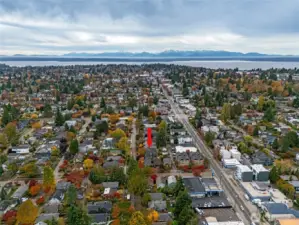 Easy stroll to many NW Seattle neighborhoods.