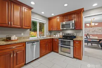 Large updated kitchen with Pantry