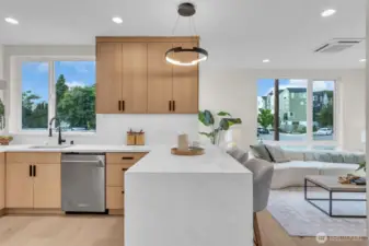 This multiple cooks, multi visitors design makes this kitchen the heart and soul of this home.