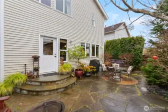 A private oasis in which to relax or entertain.