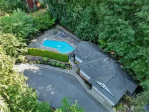 Clubhouse & Outdoor Pool