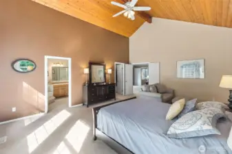 Beautiful light in this room, and plenty of space for your furnishings