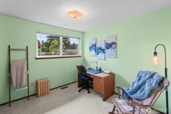 Third bedroom/den