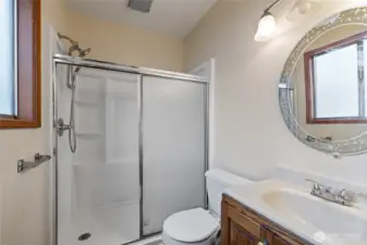 Primary 3/4 bathroom