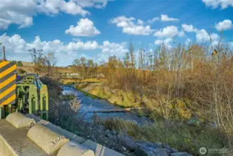 Mill Creek steps away
