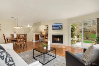 This home is an end unit with abundant windows, natural light and access to a second outdoor patio.