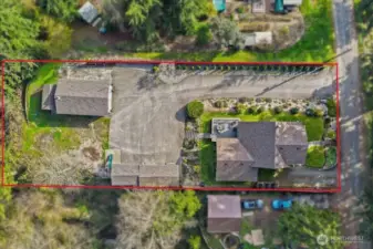 Lot lines are approximate and NOT exact.